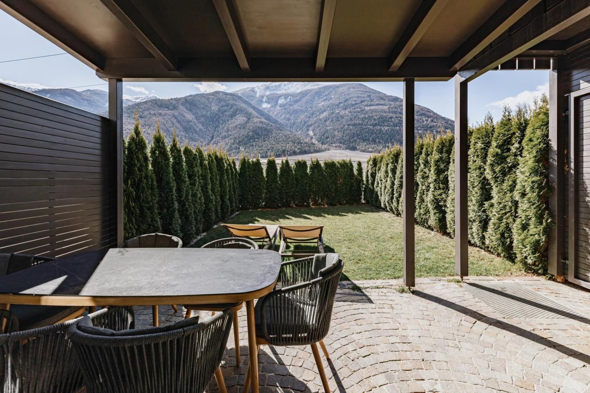 Residence Montani Laces Exterior photo